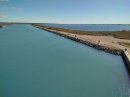 Chemin à prendre, bordé d'eau